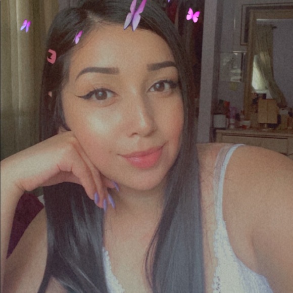 Meet your Posher, Lexi - Picture 1 of 1